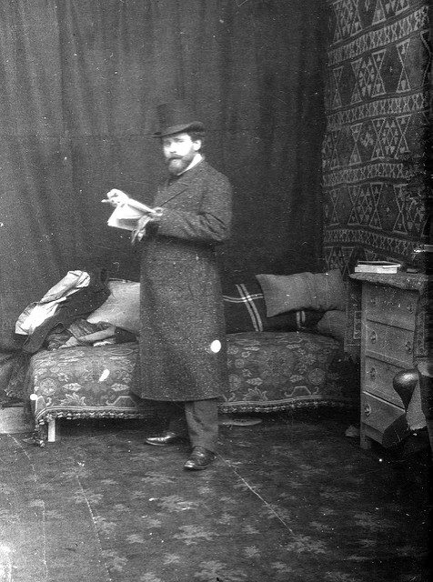 5) М.А. Париж ок. 1908.jpg